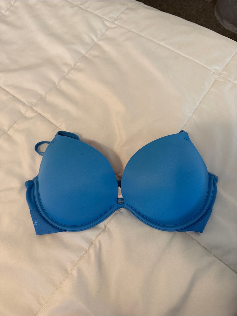 Victoria's Secret Vibrant Blue Padded bra